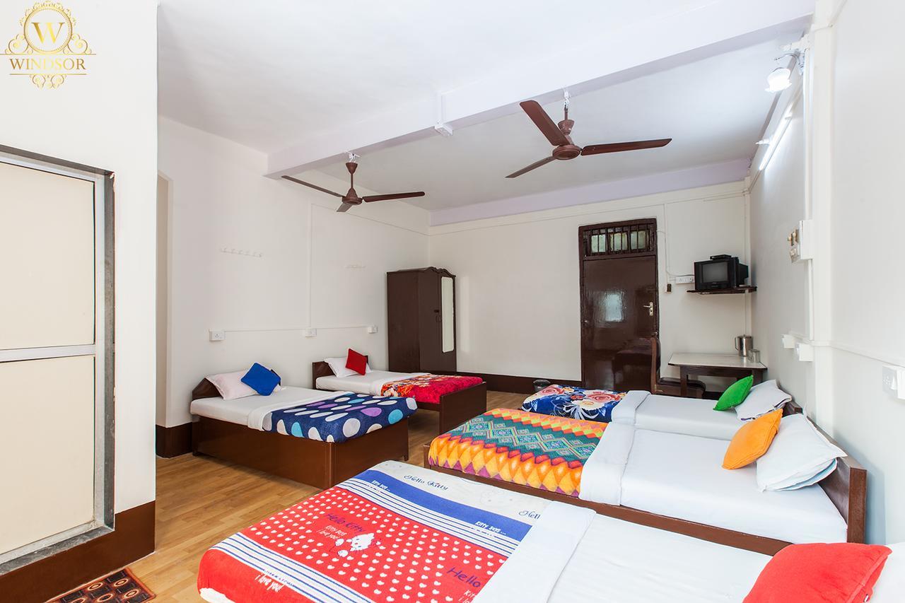 Hotel Windsor Bombay Esterno foto